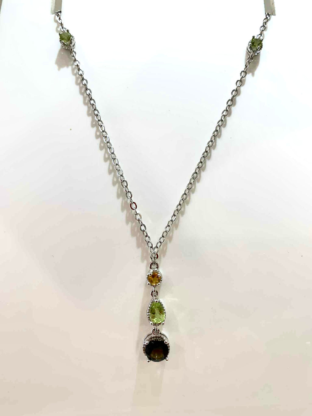 Dainty 3 Stone Drop Necklace | 2 Styles Available